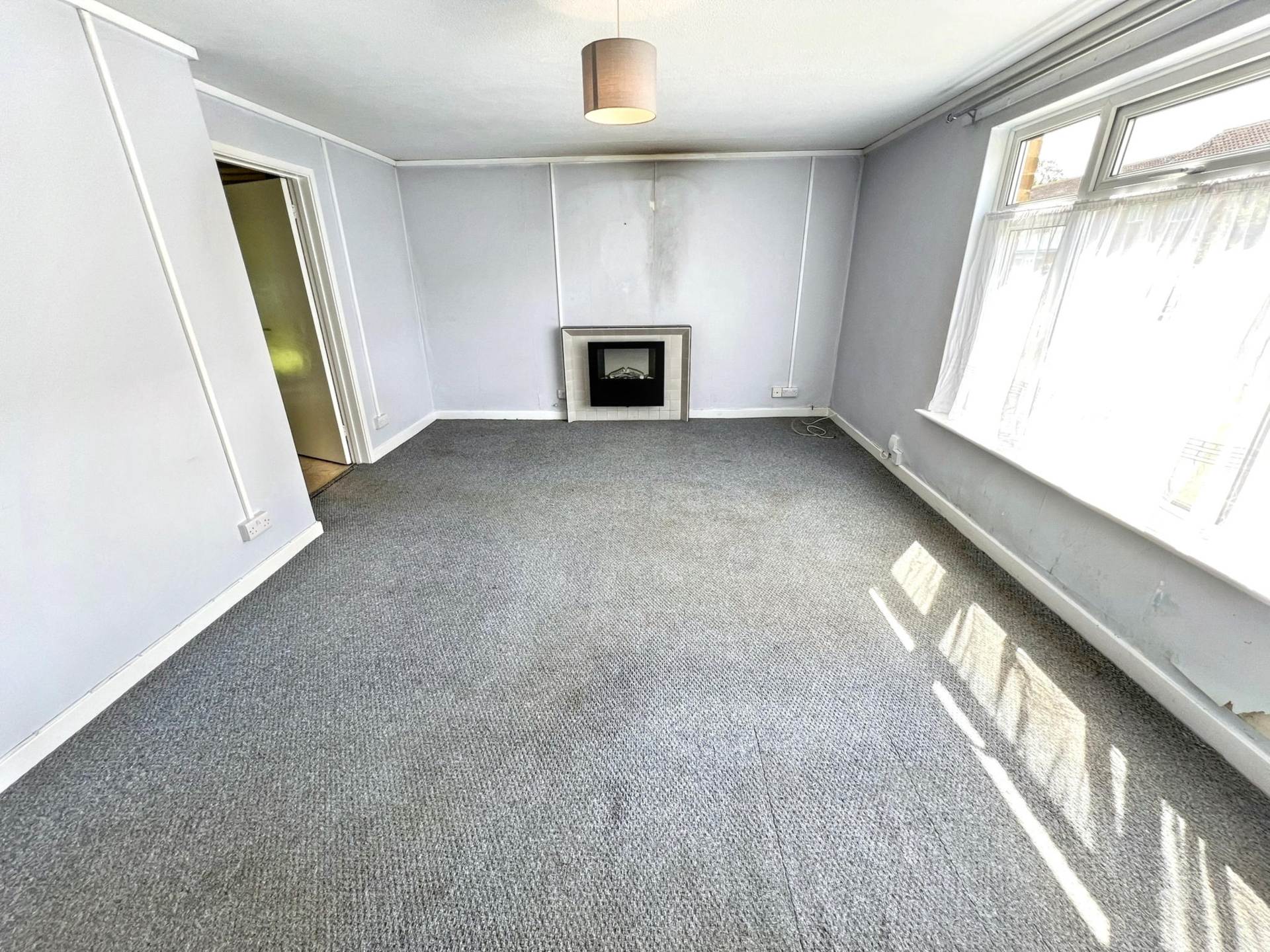 Chatsmore Crescent, Goring-By-Sea, Image 2