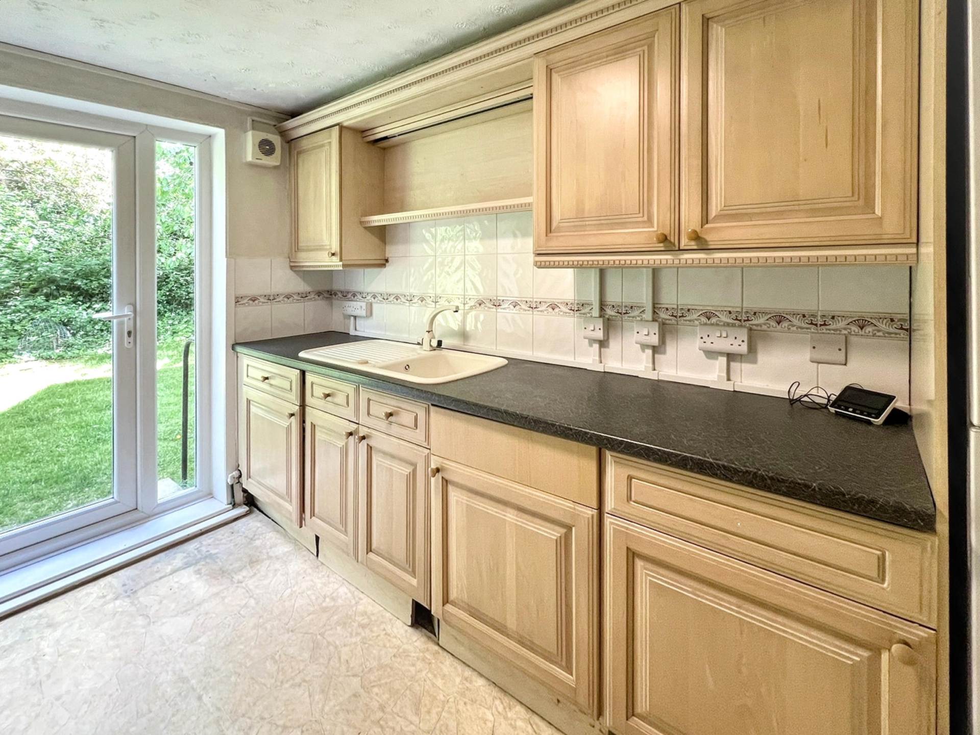 Chatsmore Crescent, Goring-By-Sea, Image 5