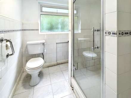 Chatsmore Crescent, Goring-By-Sea, Image 11