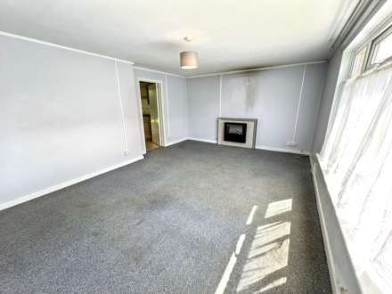 Chatsmore Crescent, Goring-By-Sea, Image 3