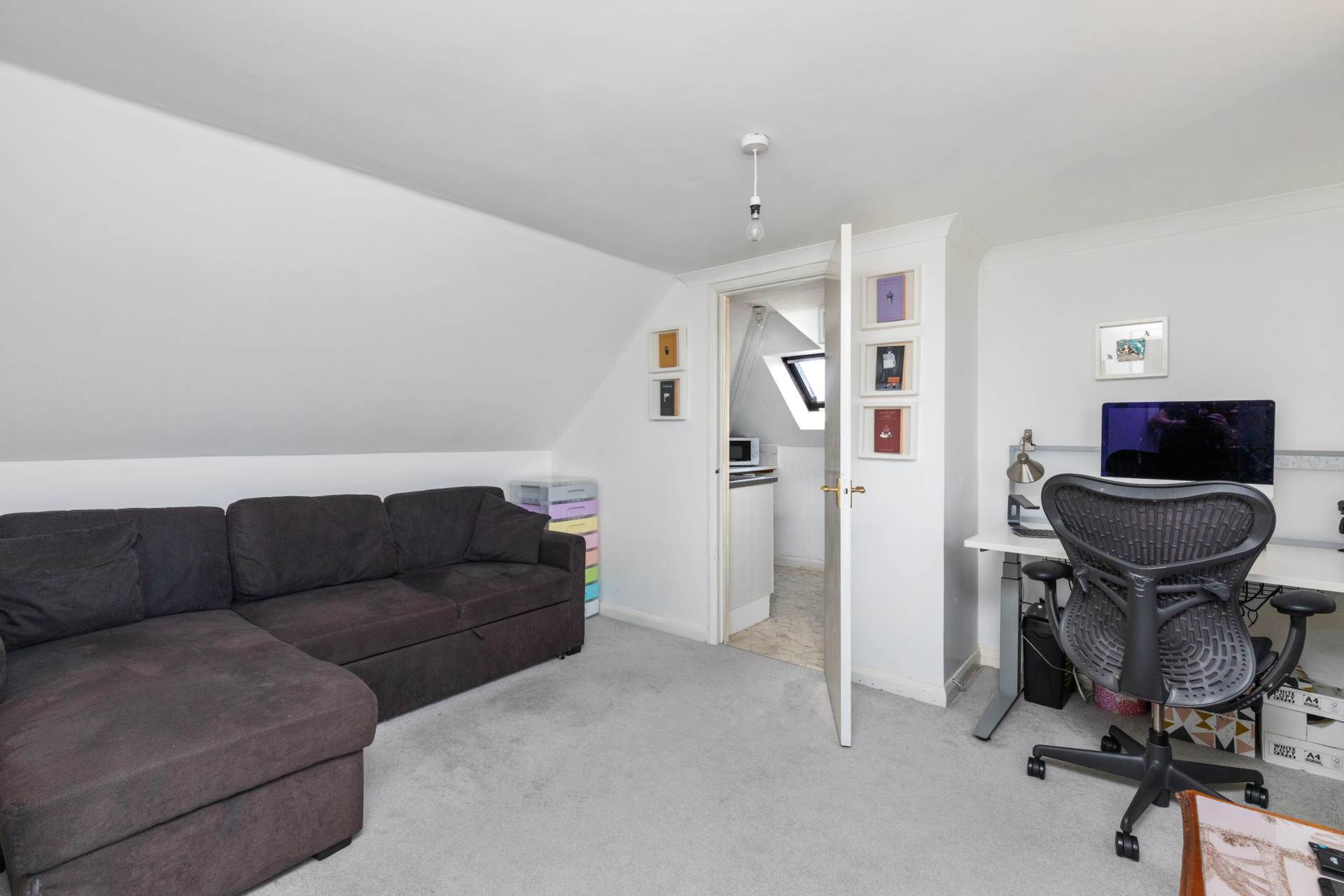 Southview Gardens, Worthing, Image 9