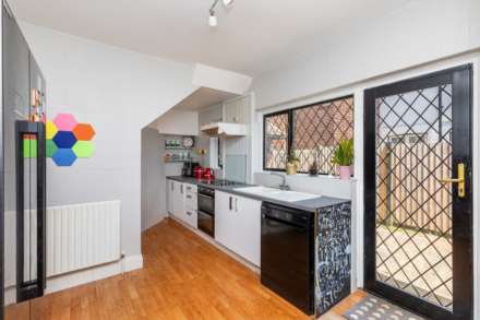 Southview Gardens, Worthing, Image 3