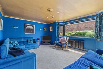Southview Gardens, Worthing, Image 4