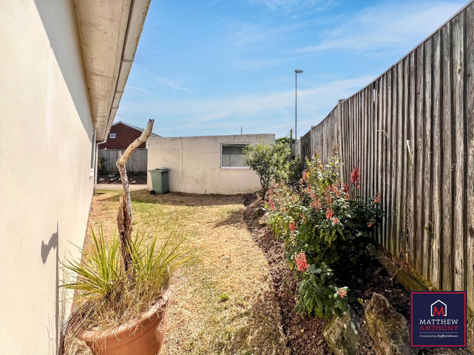 Manor Way, Lancing, Image 12