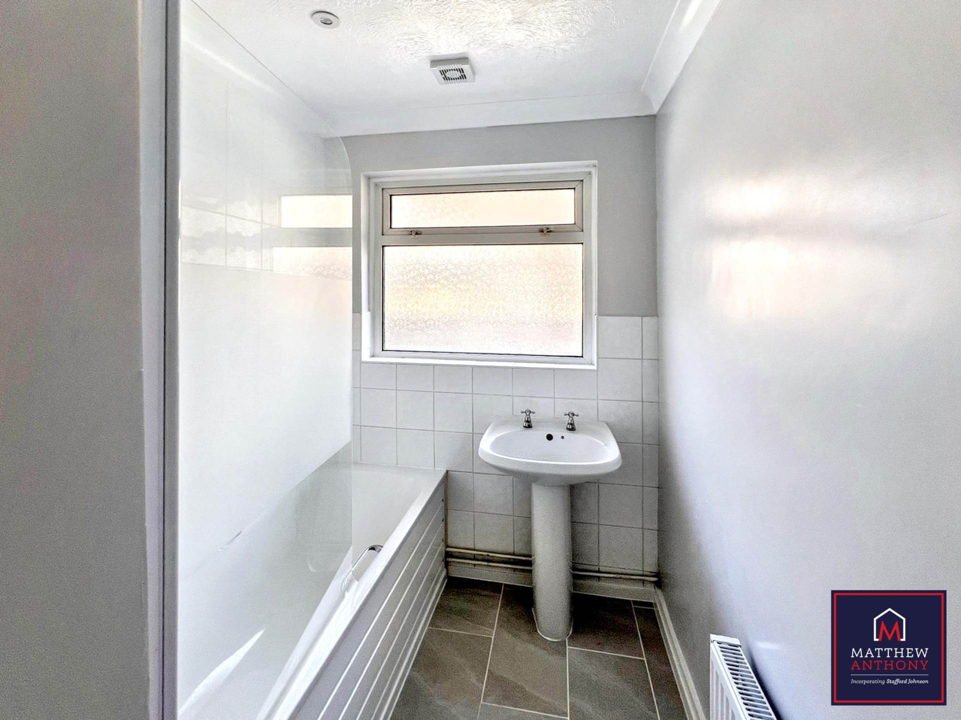 Manor Way, Lancing, Image 7