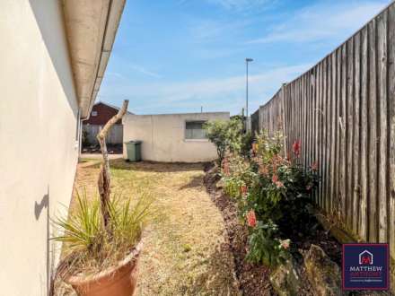 Manor Way, Lancing, Image 12