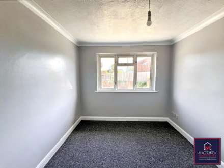 Manor Way, Lancing, Image 9