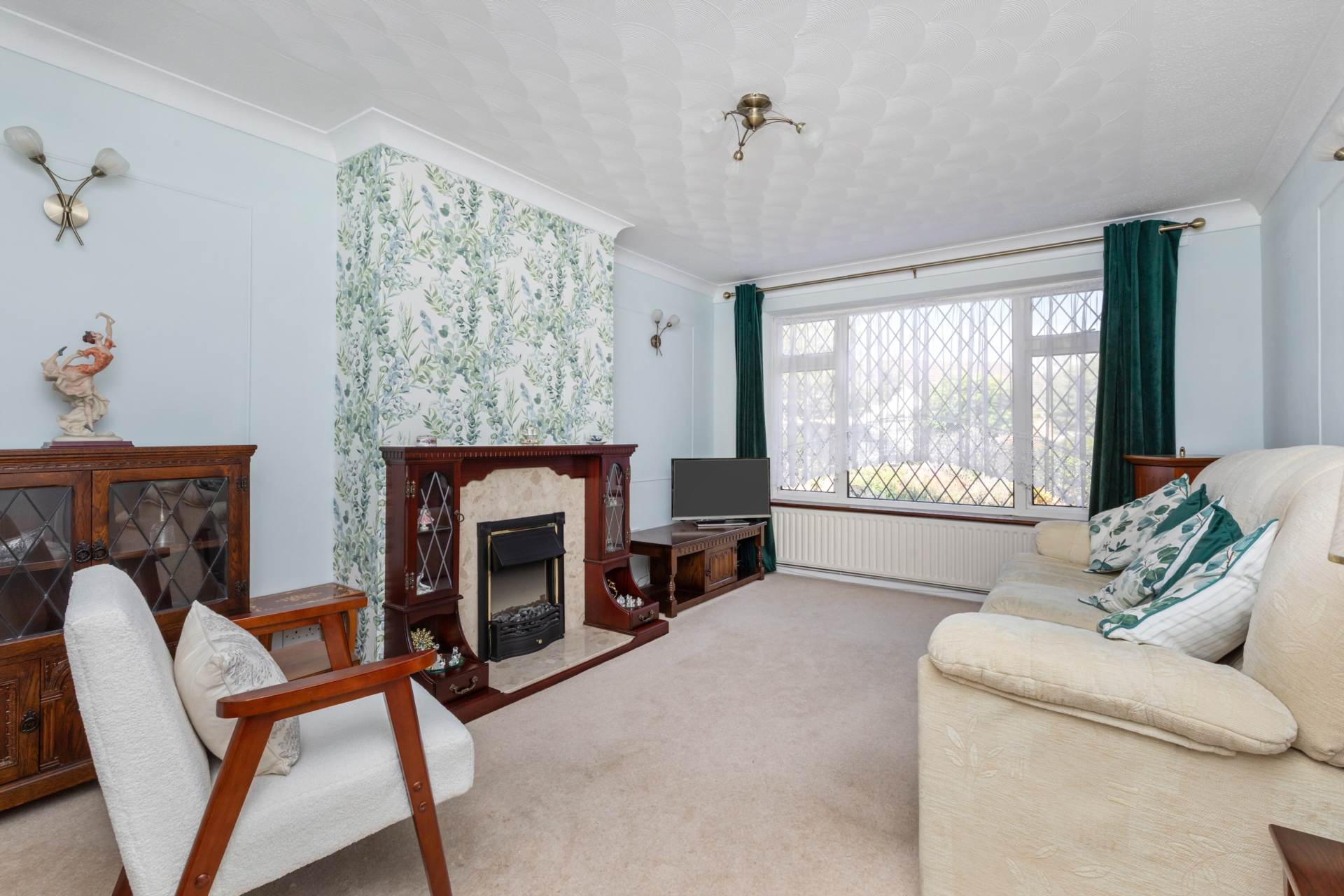 Ainsdale Close, Worthing, Image 2