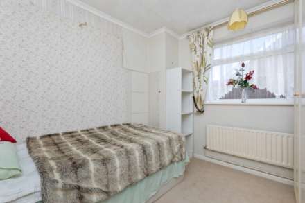 Ainsdale Close, Worthing, Image 6