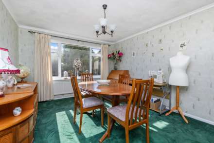 Ainsdale Close, Worthing, Image 7