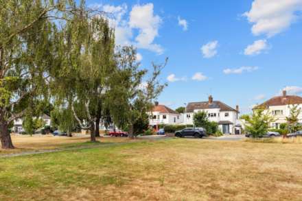 Mersham Gardens, Goring-By-Sea, Image 4