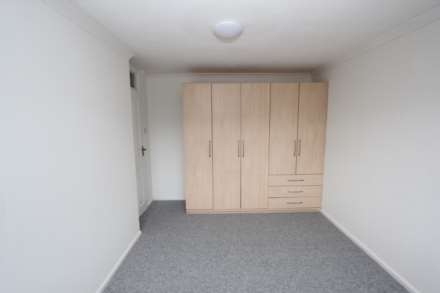The Paddocks, Image 7