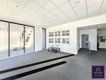 Skyline Apartments, 1 The Causeway, Image 9