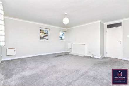 Manor Lea, Boundary Road, Image 6