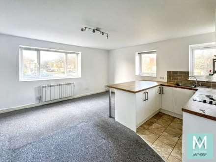 Manor Lea, Boundary Road, Image 4