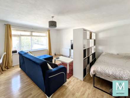 Highdown Avenue, Worthing, Image 2
