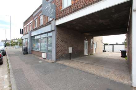 Downlands Parade, Upper Brighton Road, Image 6