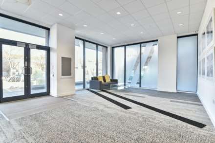 Skyline Apartments, 1 The Causeway, Image 7