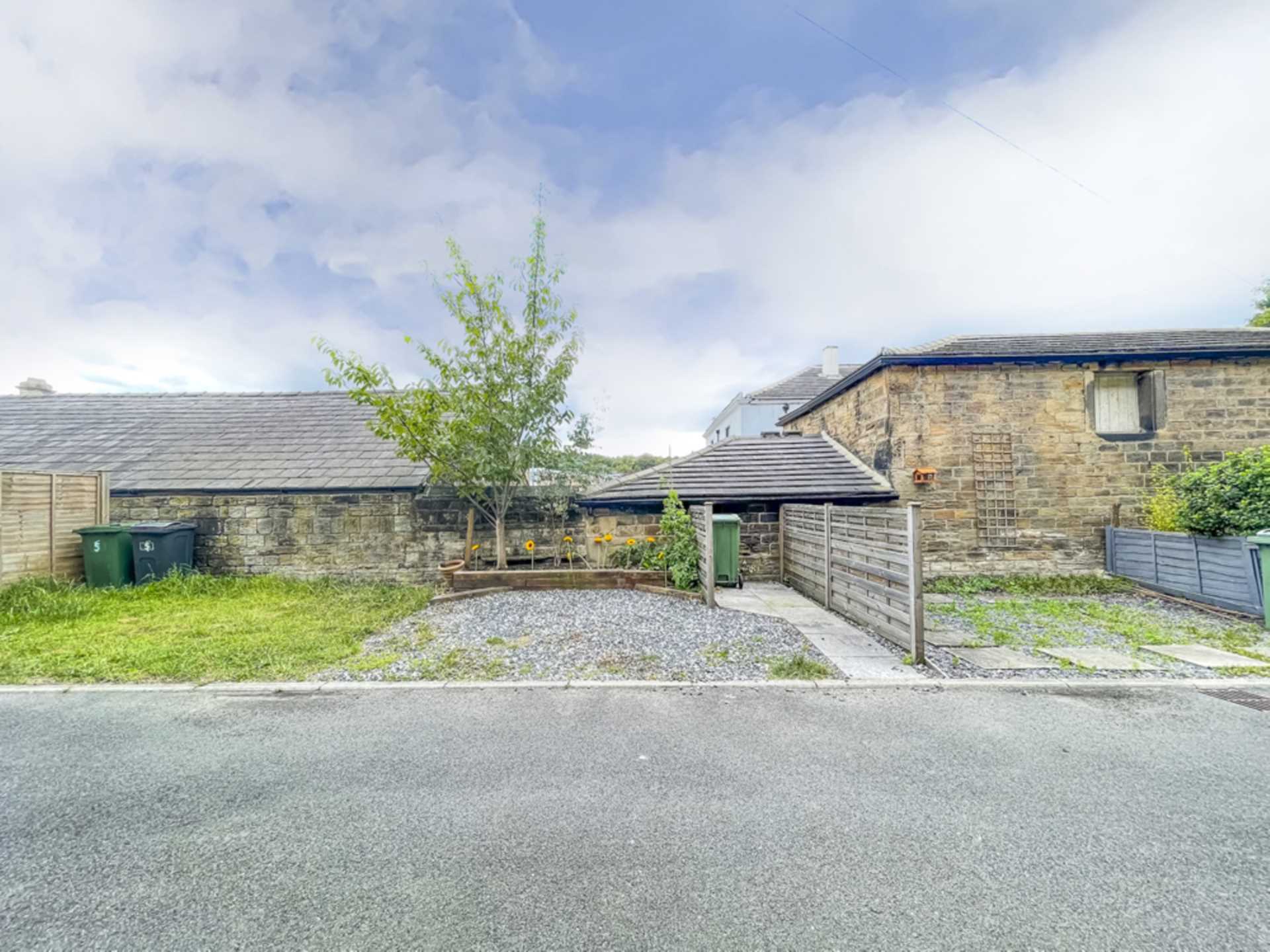 Carlinghow Hill, Batley, Image 11