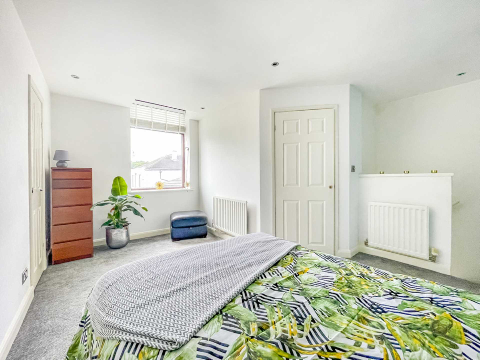 Carlinghow Hill, Batley, Image 8