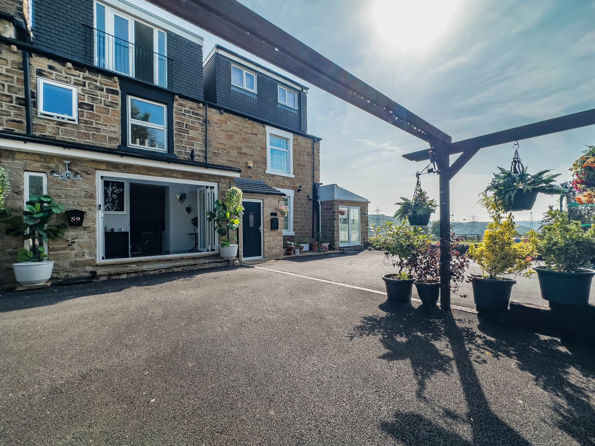 Manns Buildings, Howden Clough, Image 26
