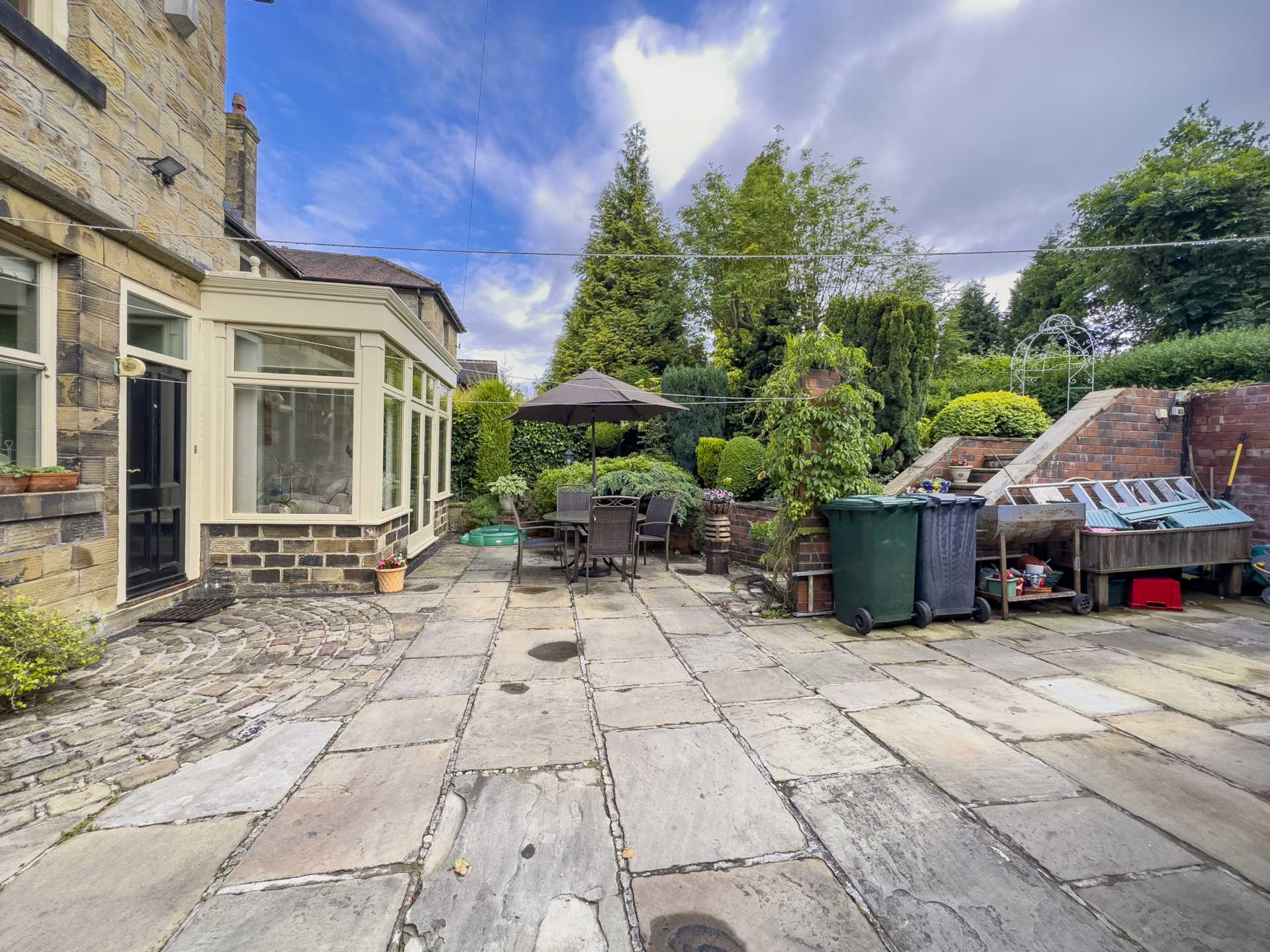 Upper Batley Low Lane, Birstall, Image 25
