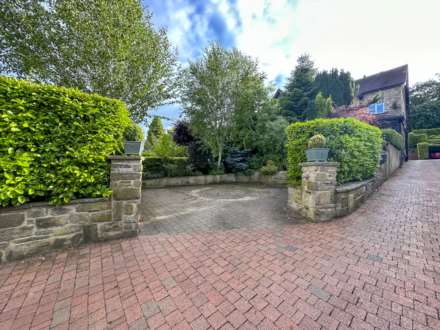 Upper Batley Low Lane, Birstall, Image 27