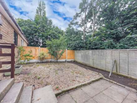 Briar Drive, Dewsbury, Image 11