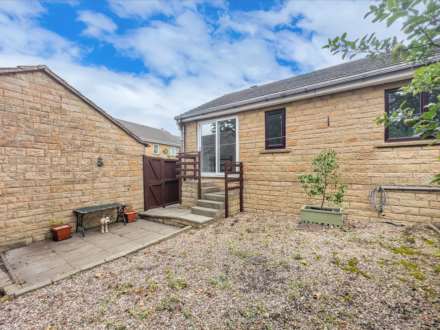 Briar Drive, Dewsbury, Image 13
