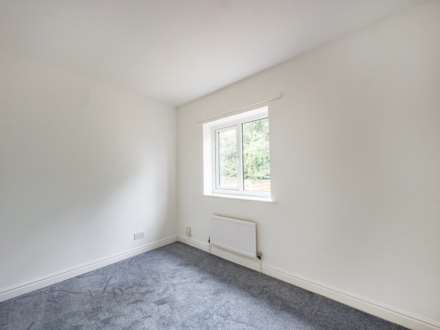 Briar Drive, Dewsbury, Image 9