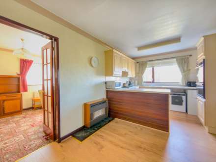 Hillhead Drive, Birstall, Image 4