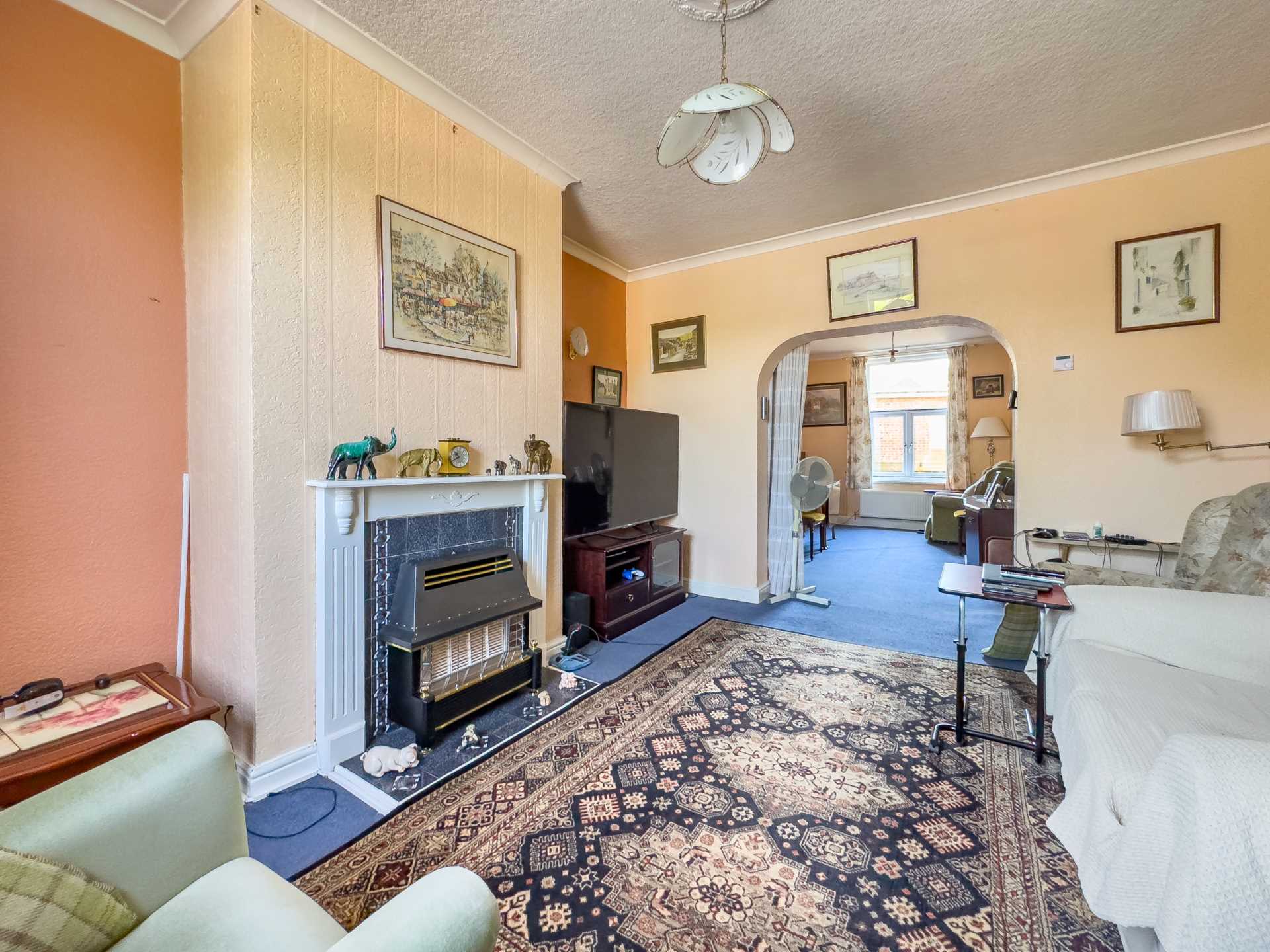 Bradford Road, Batley, Image 6