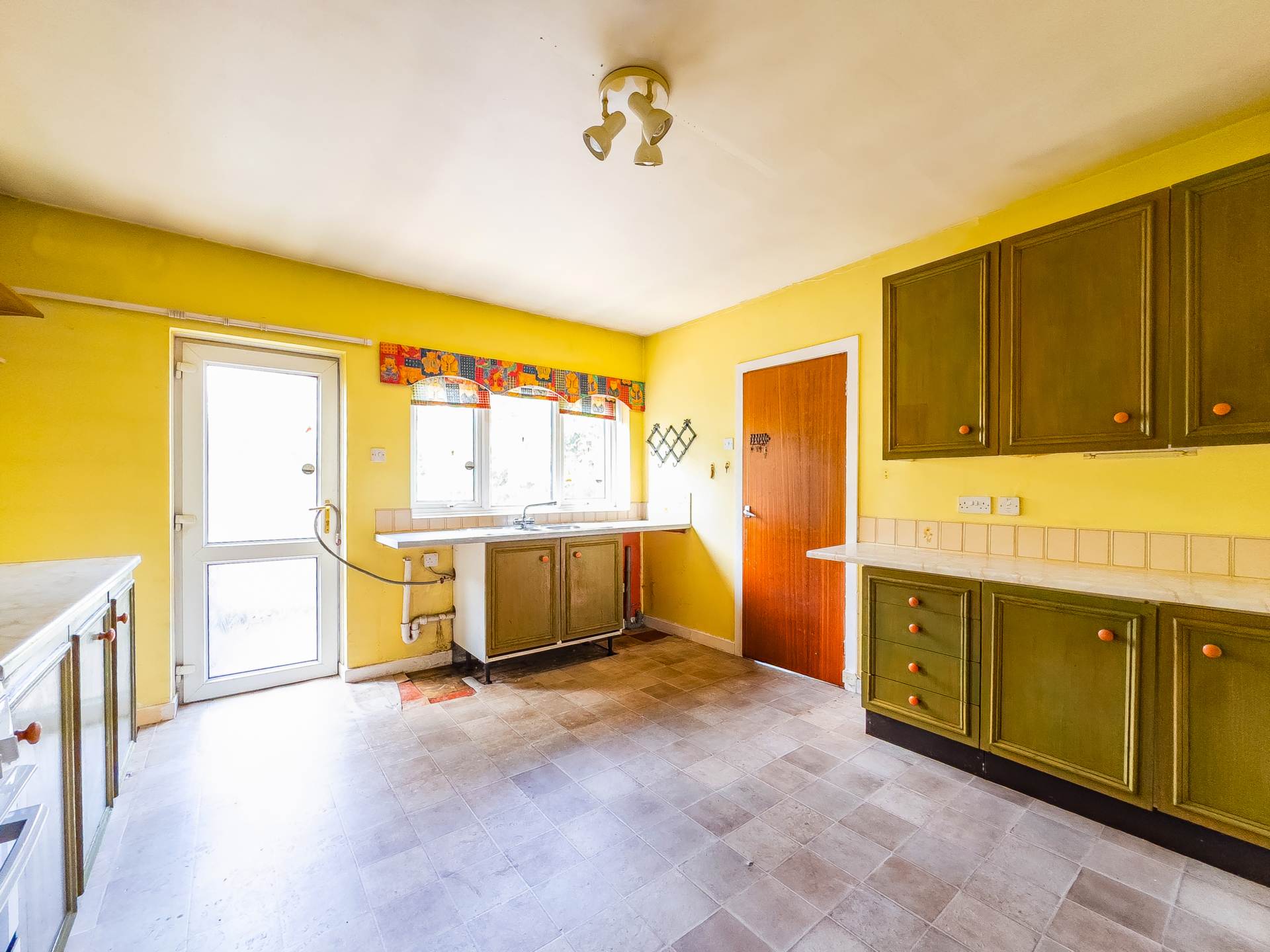 Bradford Road, Birstall, Image 3