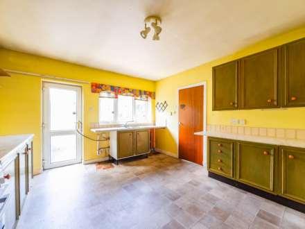 Bradford Road, Birstall, Image 3