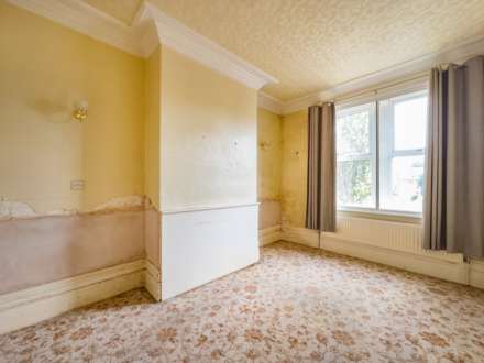 Bradford Road, Birstall, Image 9