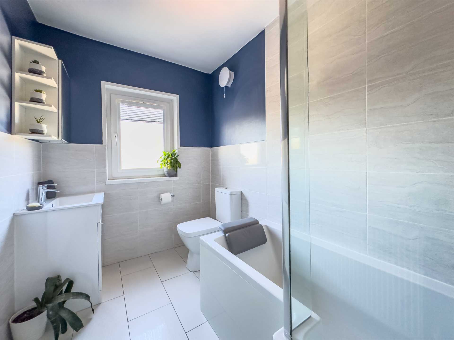 Fieldhead Lane, Batley, Image 12