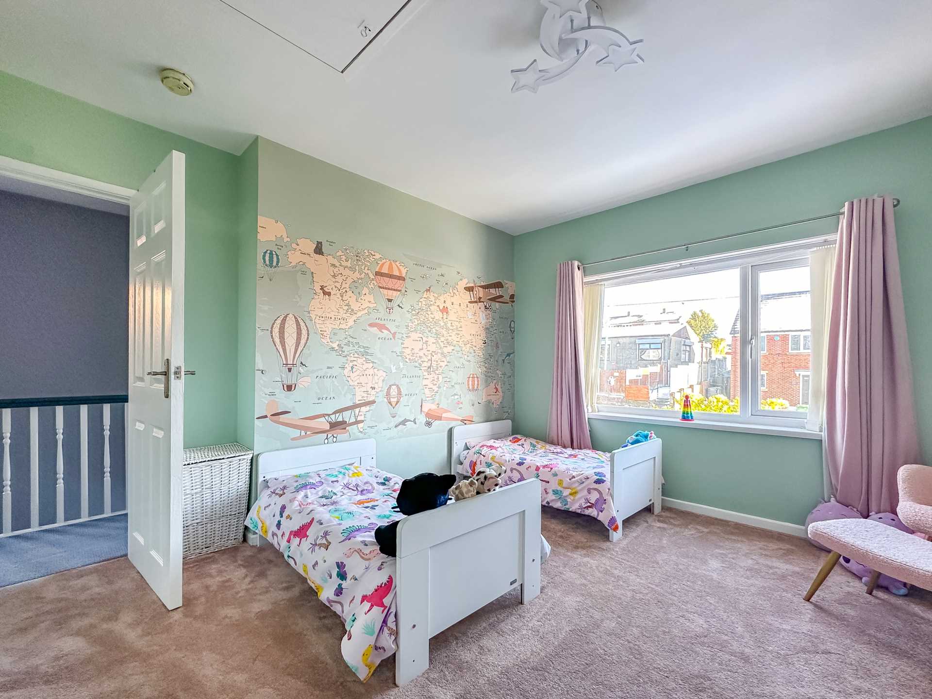 Fieldhead Lane, Batley, Image 15