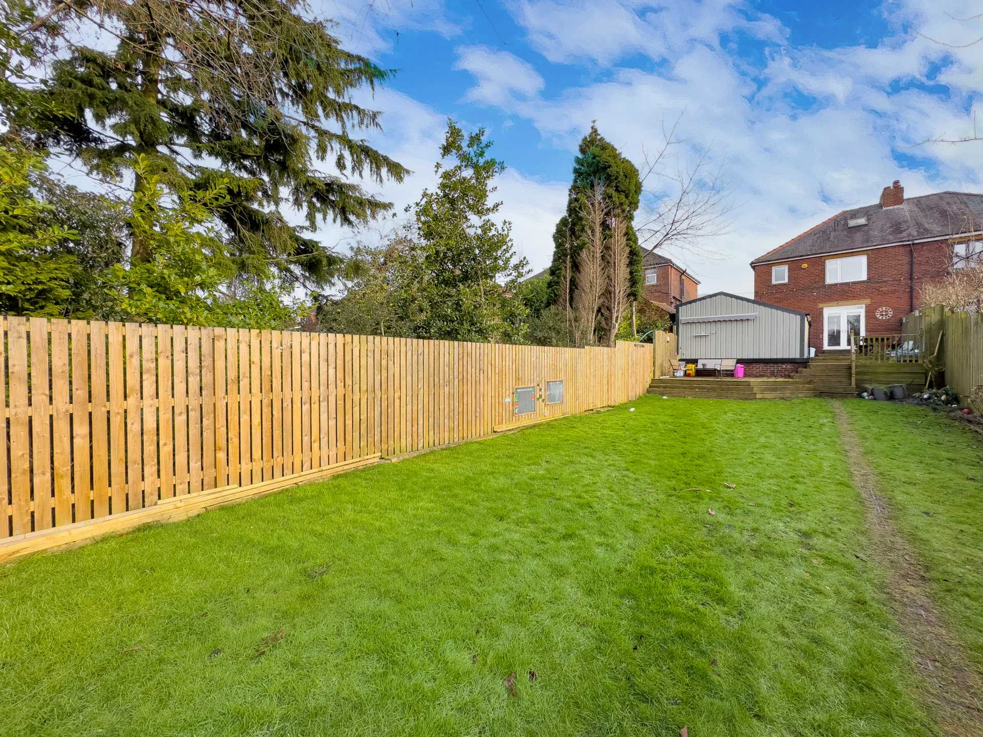 Fieldhead Lane, Batley, Image 2