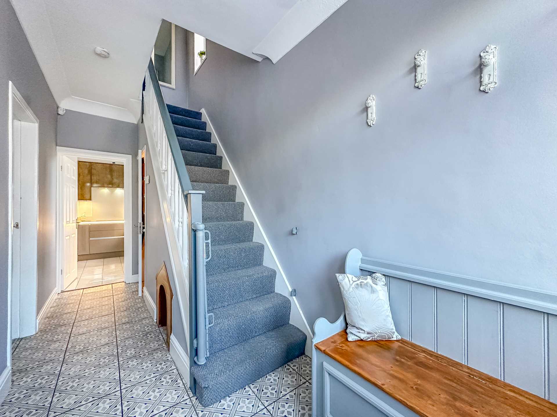 Fieldhead Lane, Batley, Image 3