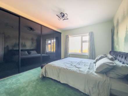 Fieldhead Lane, Batley, Image 13