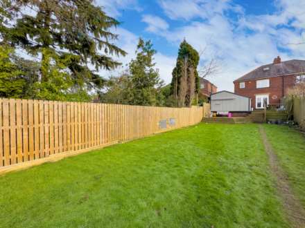 Fieldhead Lane, Batley, Image 2