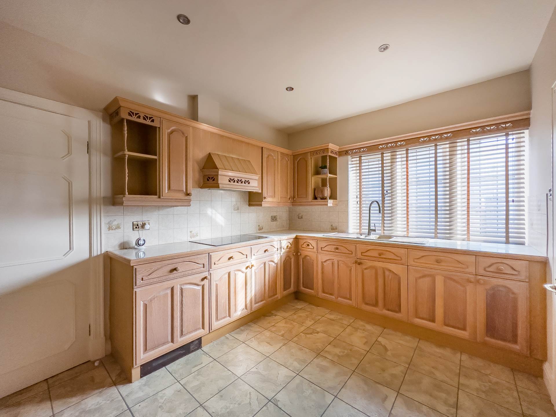The CottageTimothy Lane, Upper Batley, Image 4