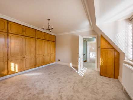 The CottageTimothy Lane, Upper Batley, Image 15