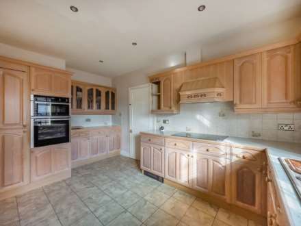 The CottageTimothy Lane, Upper Batley, Image 3