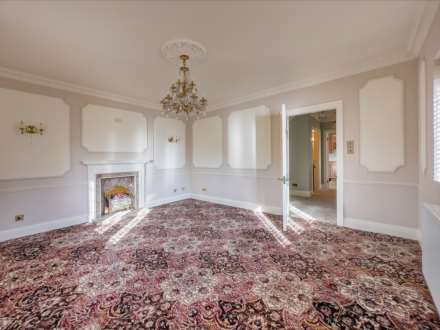 The CottageTimothy Lane, Upper Batley, Image 8