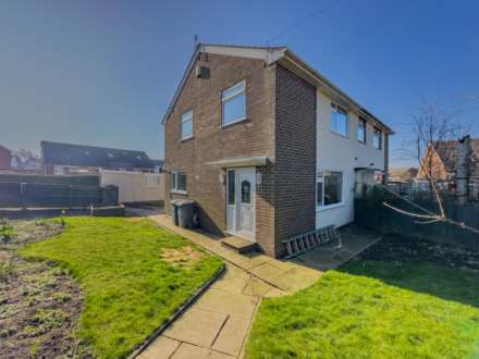 Western Avenue, Birstall/Batley, Image 1