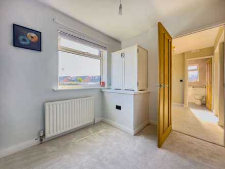 Western Avenue, Birstall/Batley, Image 18