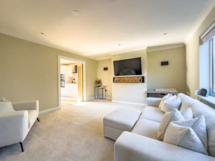 Western Avenue, Birstall/Batley, Image 9