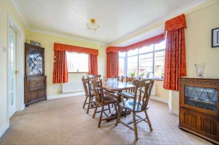 York Drive, Upper Batley, Image 6