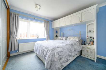 York Drive, Upper Batley, Image 8